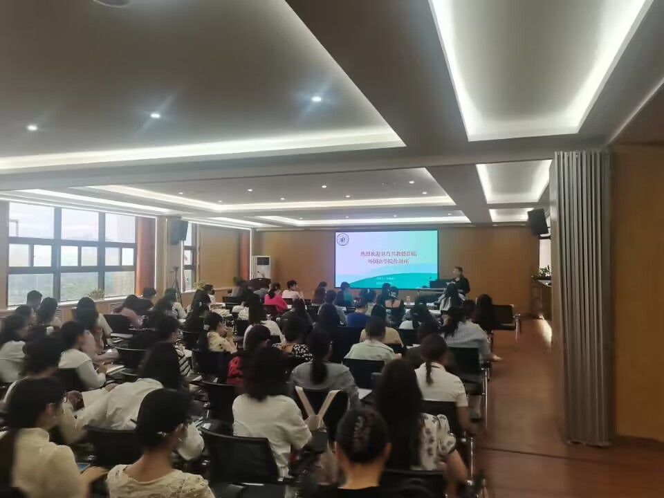 DB75A70CCCF51A32380B1B6844F43B01.jpg DB75A70CCCF51A32380B1B6844F43B01.jpg